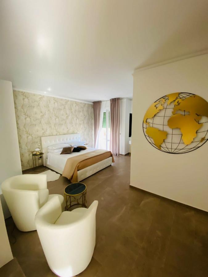 The World Brindisi